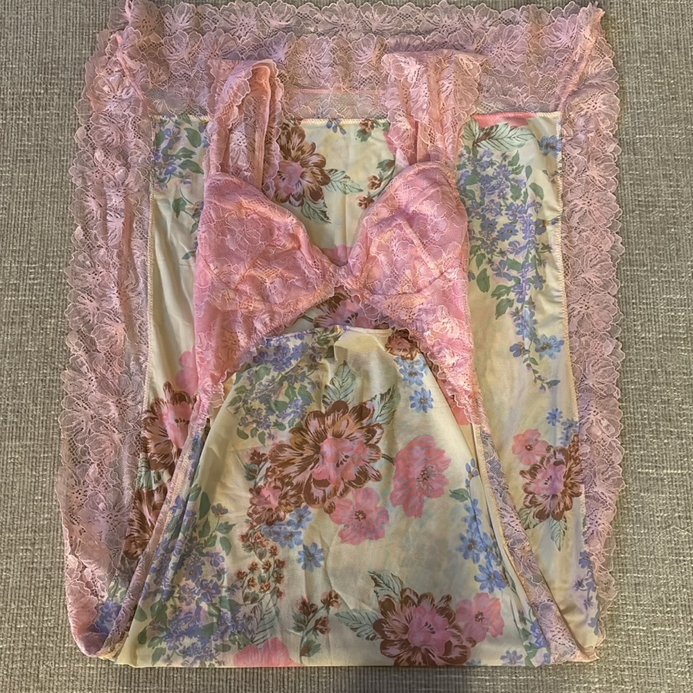 FREE PEOPLE Suddenly Fine Floral Print Cutout Lace Trim Nightgown Dress Size M